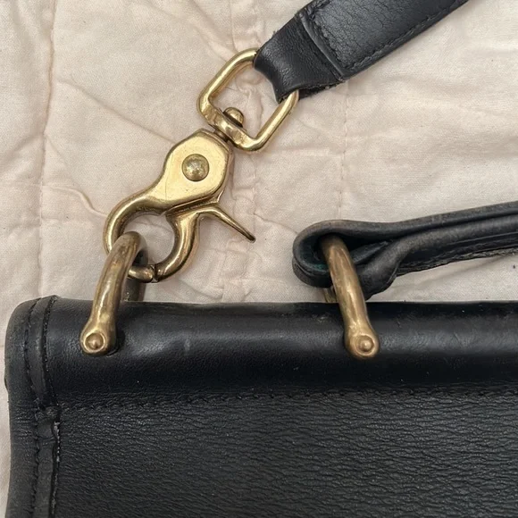 Vintage Coach Station Willis Bag in black - Picture 6 of 14